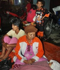 印尼7.2级地震2010年10月25日，印尼苏门答腊岛发生里氏7.2级强烈地震，并引发海啸。造成449人死亡，96人失踪270多人重伤。
