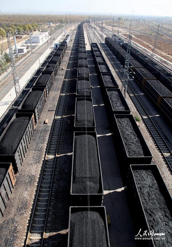 组图：探访中国重载运输“加工厂”湖东站--社会--人民网