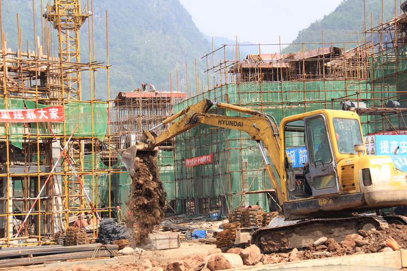 芦山地震一周年纪实:天全县南天新村聚居点将