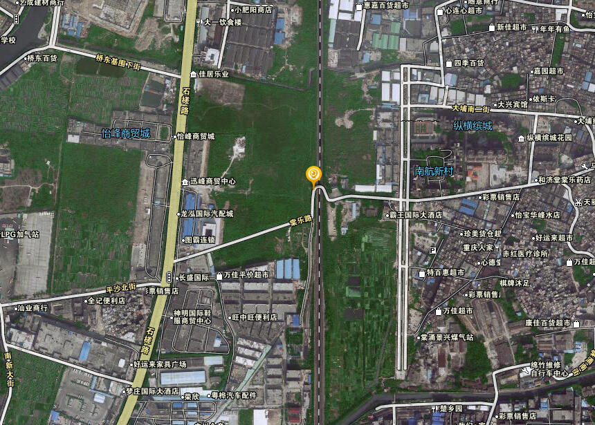 路京广铁路涵洞周边卫星照片。(据腾讯地图)