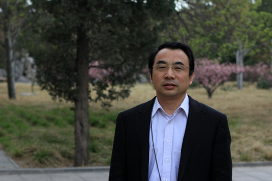 中国社会科学院研究生院副院长、《医改蓝皮书》主编文学国教授