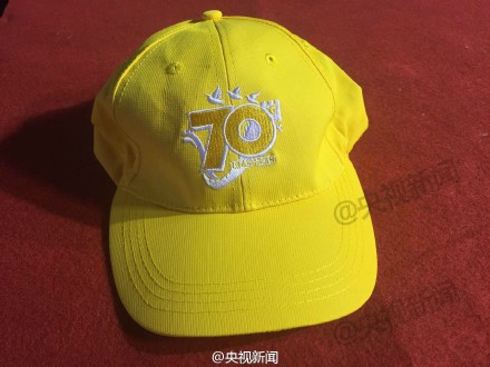揭秘胜利日阅兵观礼席位上的神秘布袋 究竟装了啥【4】