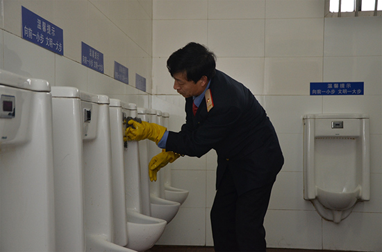 �Ե������ֲ����������豸�ϵ����� (2)��