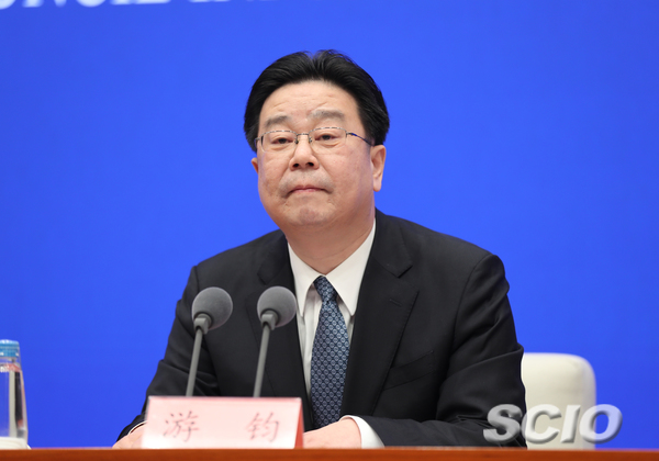 人社部：阶段性减免企业的养老、失业等三项社保缴费