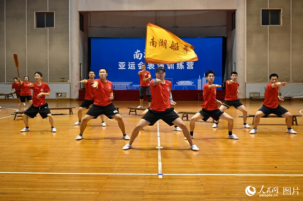队员们备战亚运暖场集训。