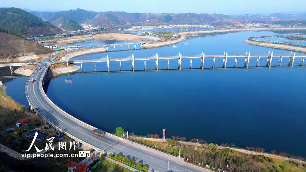 ����ʮ�ߣ�һ�����������뻭��