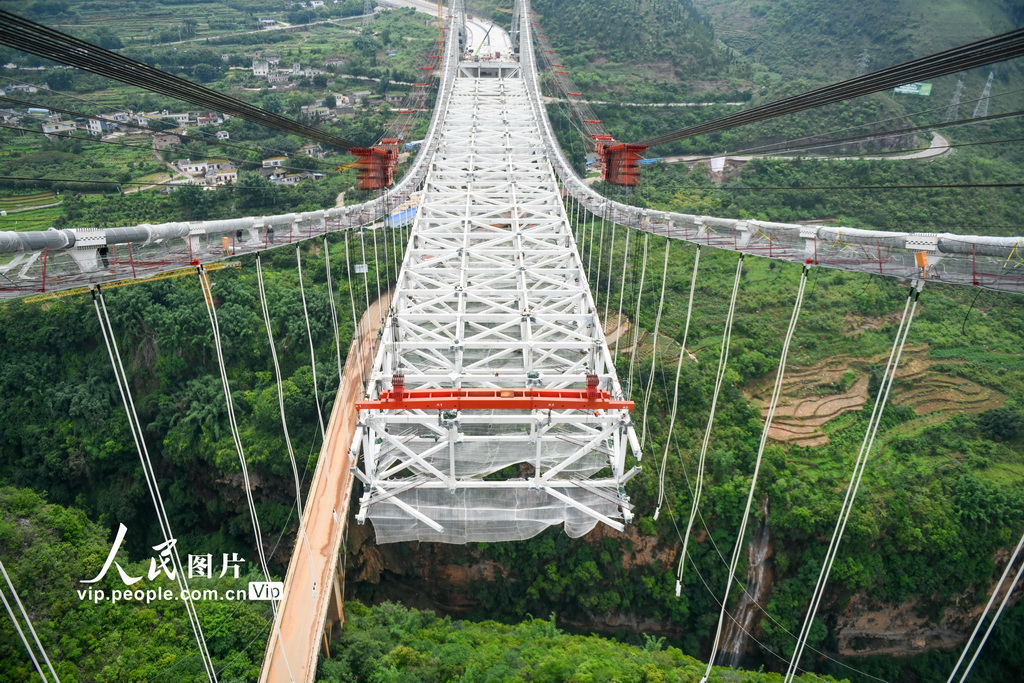 贵州兴义：金州大桥建设有序推进