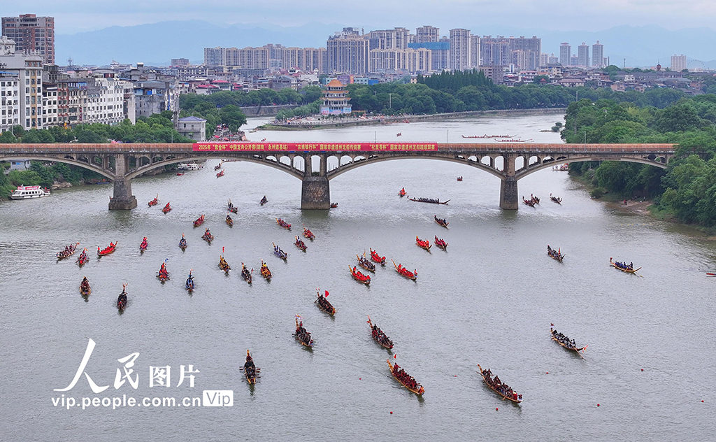 湖南道县：龙船训练迎端午【4】