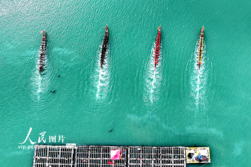 福建连江：海上赛龙舟【2】