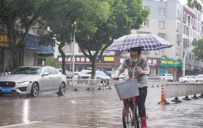 台风“竹节草”影响浙江沿海地区