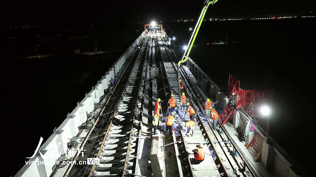 浙江德清：杭德市域铁路错峰施工保进度【5】