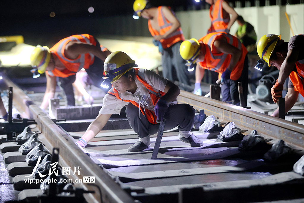 浙江德清：杭德市域铁路错峰施工保进度【2】