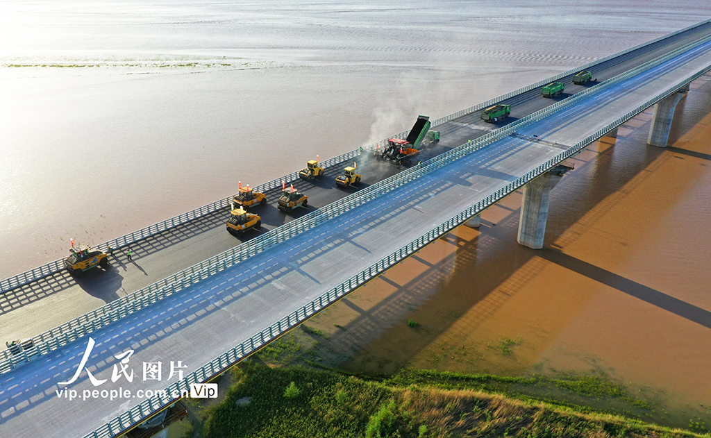 河南孟州：沁伊高速黄河特大桥建设如火如荼【3】