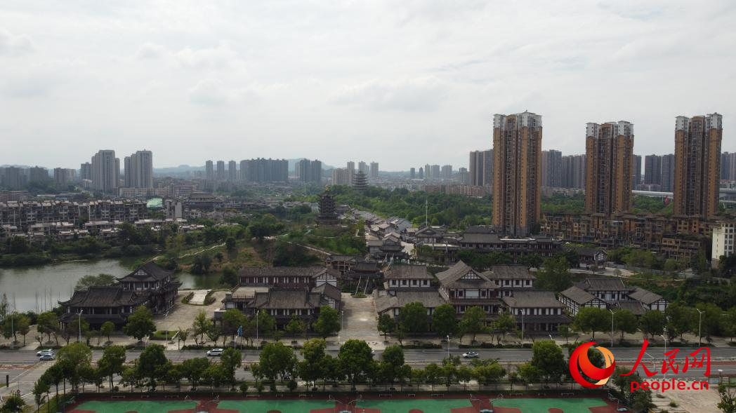 重庆市铜梁区淮远古镇。人民网记者 游天燚摄