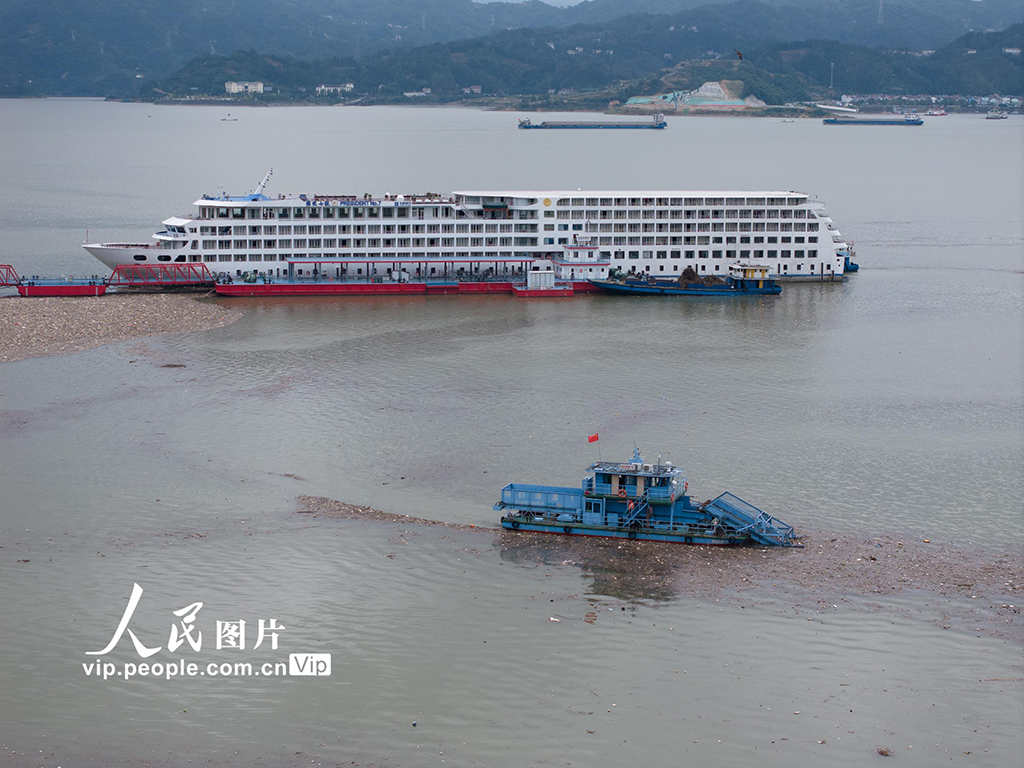 湖北秭归：三峡清漂【3】