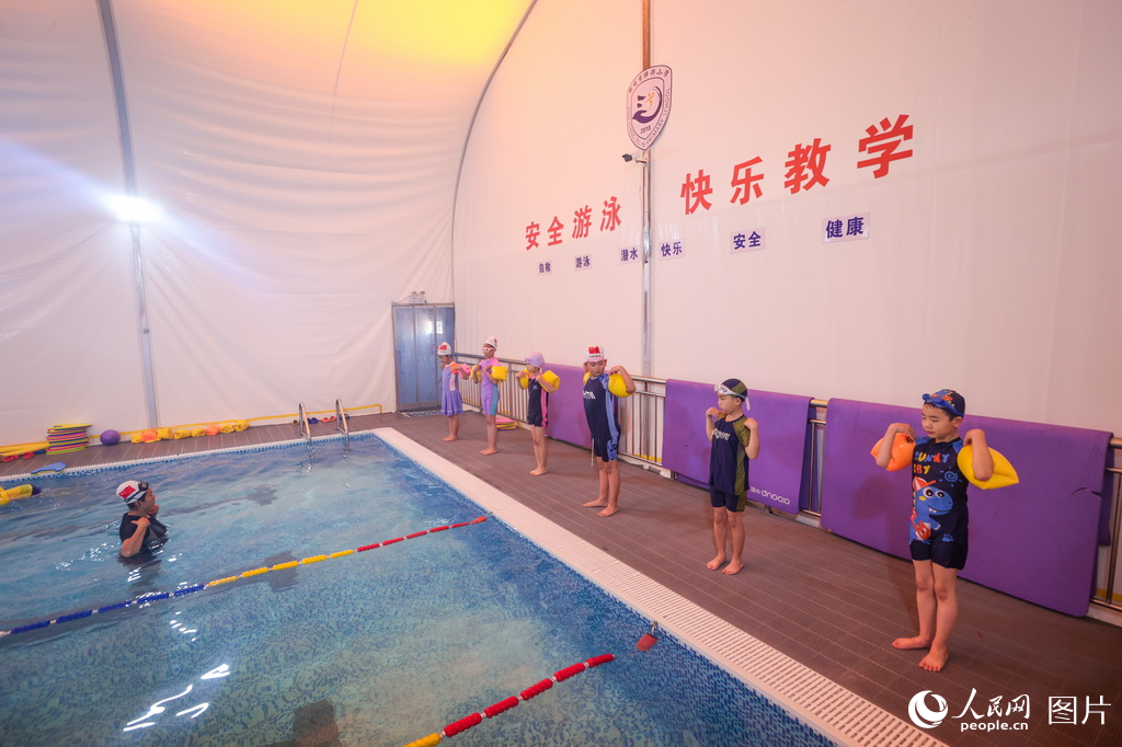 山东邹城:体教融合 打造防溺水教育体系