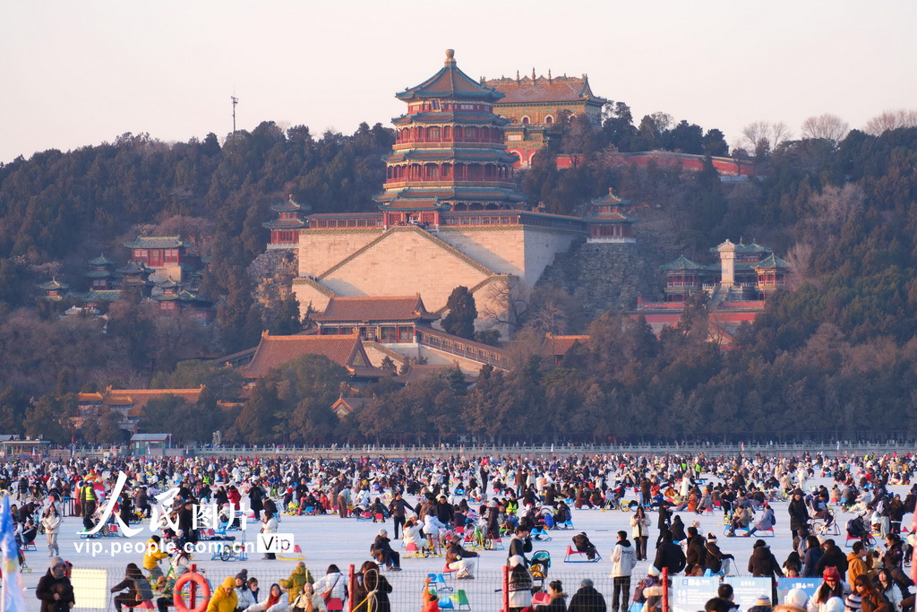 北京颐和园游人如织【3】