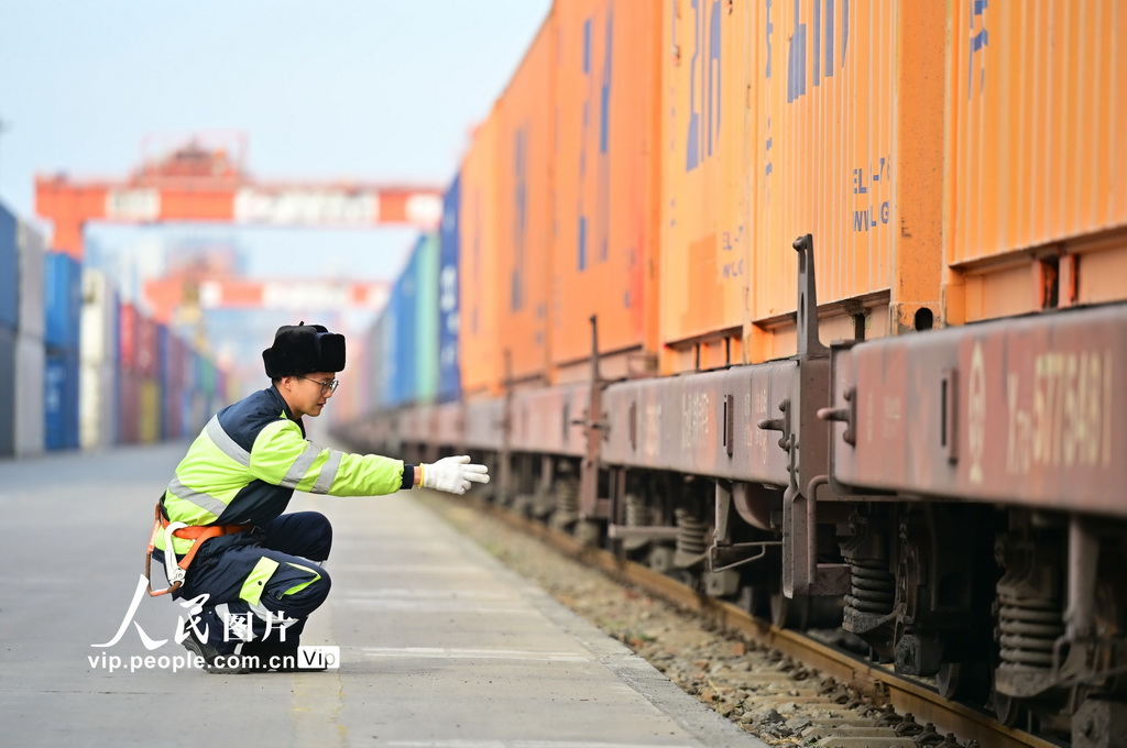 河南郑州：中欧班列运输忙【5】