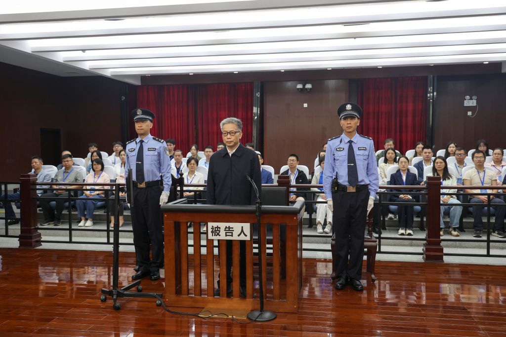 天津儿童医院翟嘉医生黄牛预约代挂号电话广西壮族自治区政协原党组成员、副主席彭晓春受贿案一审宣判