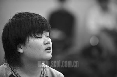 盲人女友的温暖陪伴，免费观看短剧，盲人女友的守护之爱，免费短剧欣赏
