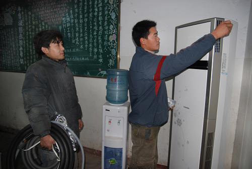 陕西略阳11所农村中小学校冬季取暖告别土煤
