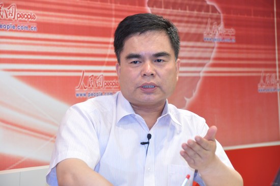 王建平:试用期工资低于最低工资标准属违法