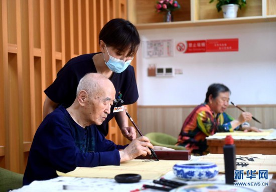 河北石家庄：社区养老惠民生